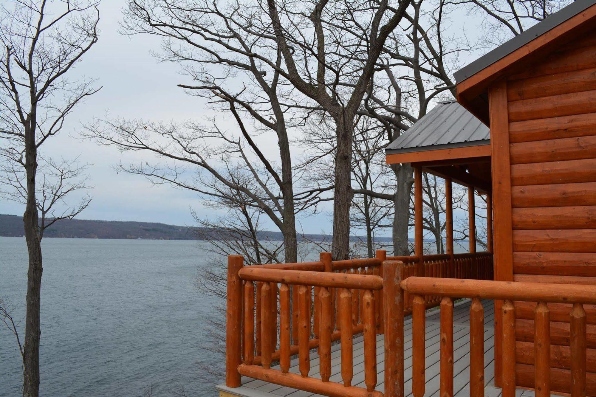 Single Island Shores Hector Exterior photo